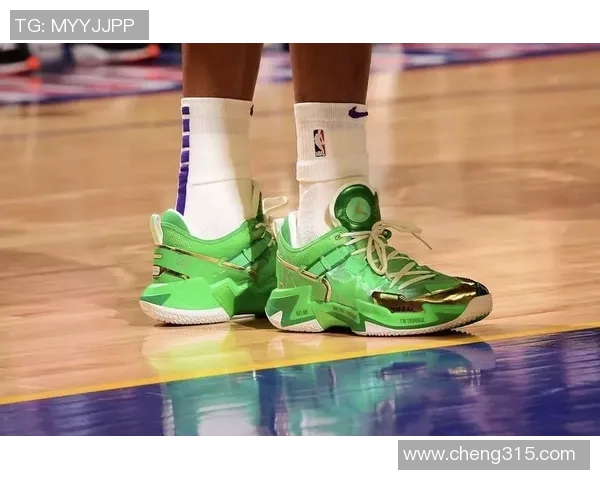 足球球星签名球鞋价格揭秘一双球鞋值多少钱背后的秘密 足球球星签名球鞋价格揭秘一双球鞋值多少钱背后的秘密